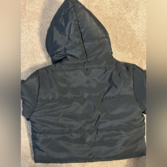 PrettyLittleThing Crop Puffer Jacket - Picture 3 of 4